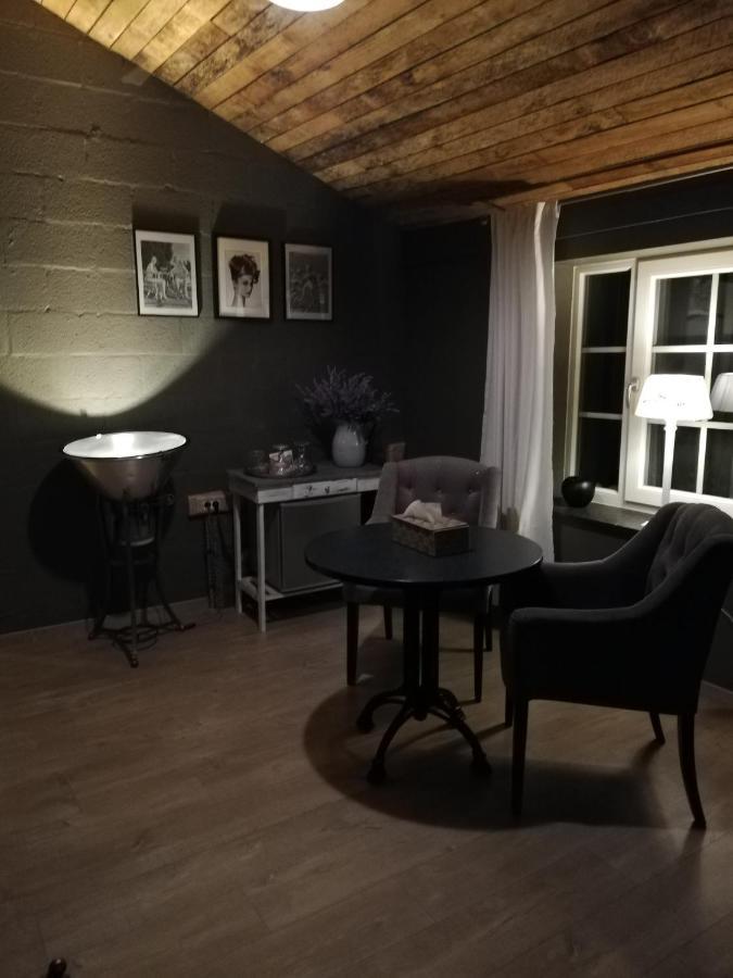 Le Relais De Chassepierre Hotel Kültér fotó